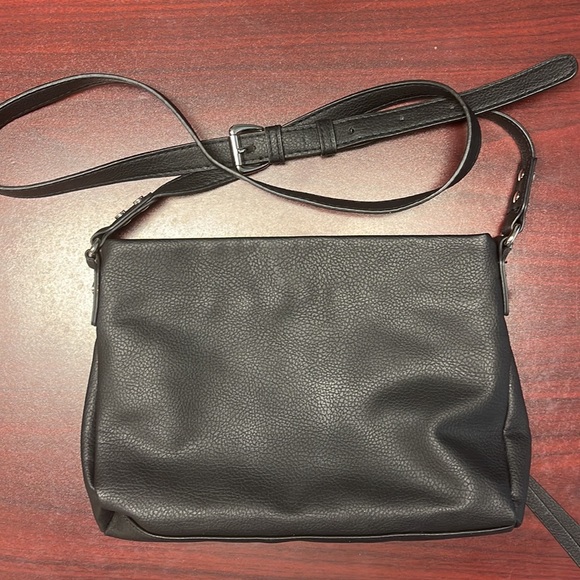 Jennifer Lopez Black Crossbody Purse with studs - Picture 9 of 9